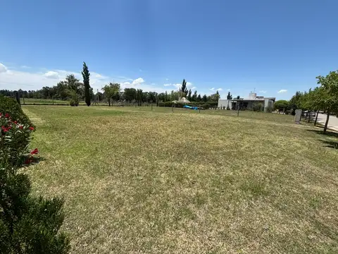 Lote en Country Santa Catalina Río IV