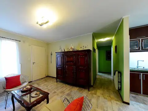 VENTA CASA 4amb+ DEPEND C/COCHERA ALTOS DE PODESTA