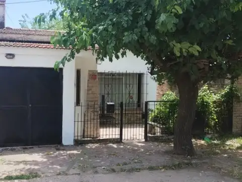 CASA A REFACCIONAR - INGENIERO MASCHWITZ