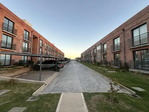 Flats Del Parque