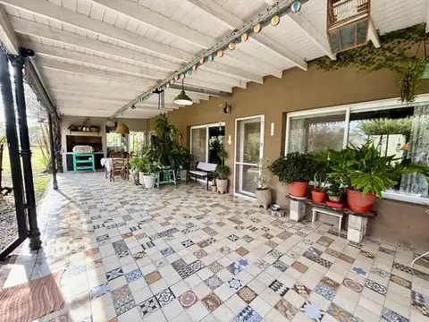 Casa En Venta En La Ranita Club De Campo - Lujan