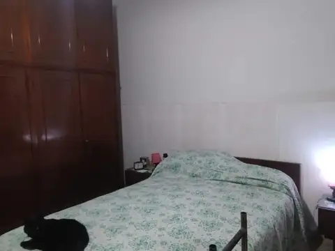 Depto Tipo Casa en Venta 50 años