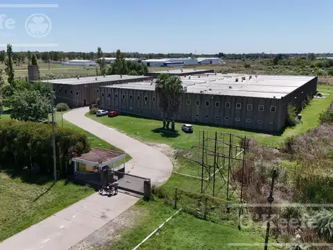 PLANTA INDUSTRIAL EN VENTA LA PLATA ZONA SUR - 10.6 HECTAREAS
