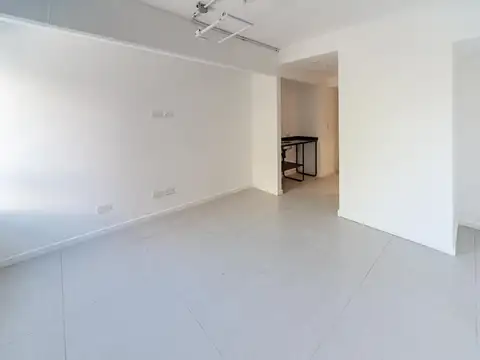 Oficina en Alquiler al Norte