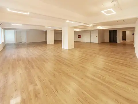 Oficina en Alquiler al Norte