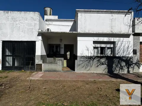 Marcelo T. de Alvear e/ San Martín y Rivadavia