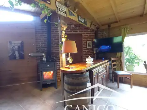 Casa 3 ambientes con 2 baños