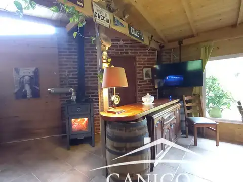 Casa 3 ambientes con 2 baños