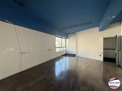 rivadavia 6800, Piso 2
