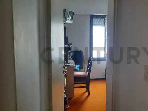Oficina 4 ambientes con 1 baño