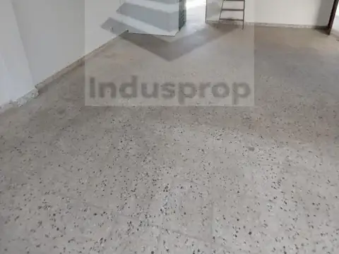 Galpon en Venta en Mataderos, USD 500.000