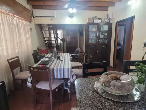 Depto Tipo Casa en Venta 35 años