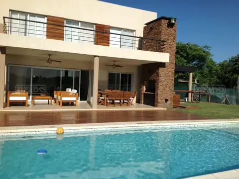 El Nacional Club de Campo 100