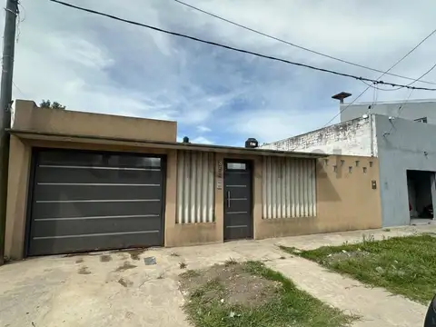 Casa en venta 3 dormitorios villa nueva - Berisso