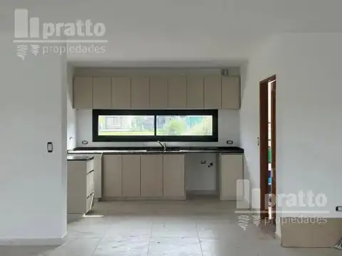 Casa en Venta con cochera