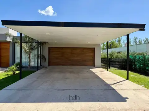 Casa en Alquiler A Estrenar