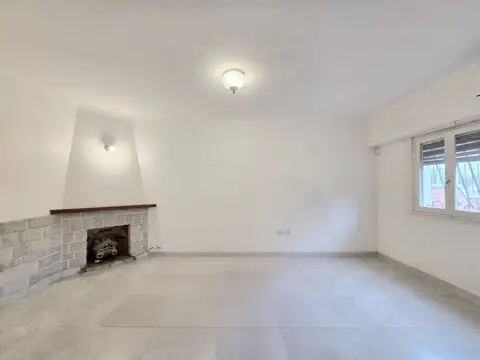 Casa en Venta en Castelar Sur, USD 85.000