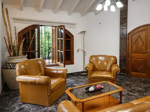 Miguel Azcuenaga 3400