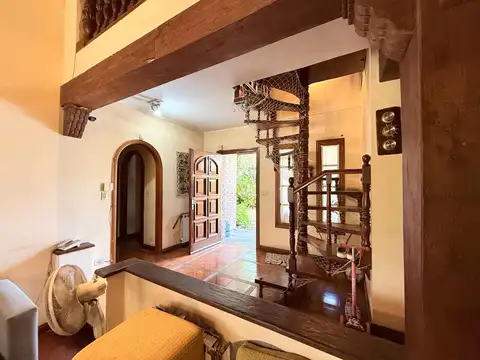 Casa en Venta de 5 dormitorios