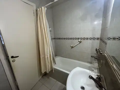 DEPARTAMENTO 2 AMBIENTES EN VENTA CENTRO