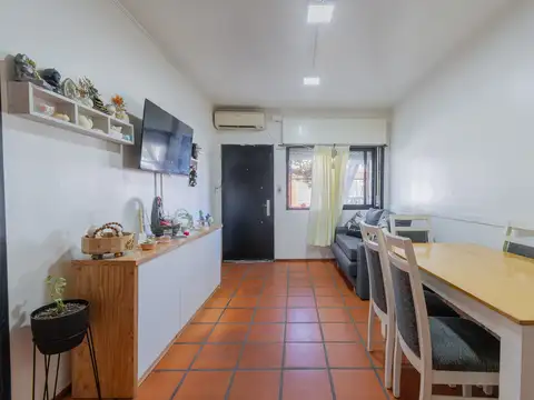 Depto Tipo Casa en Venta de 3 ambientes