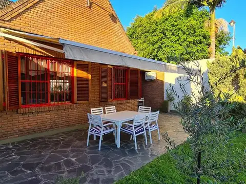 Casa 4 ambientes con 3 baños