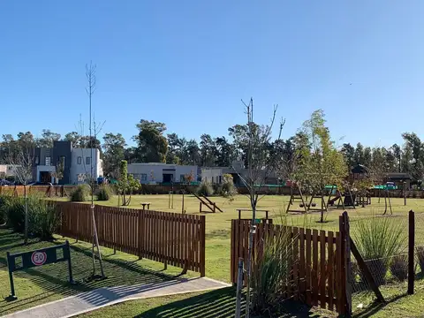 Terreno en Venta en Pilar Centro, USD 36.000