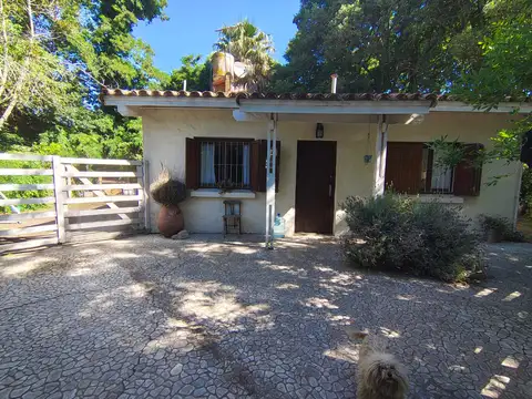 CASA EN PH  3 AMB  UNAMUN0 2406  GROSELLAR