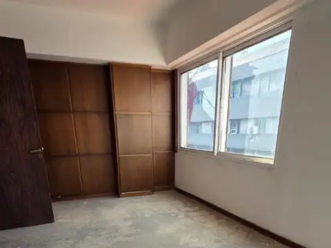 Oficina en Venta 60 años