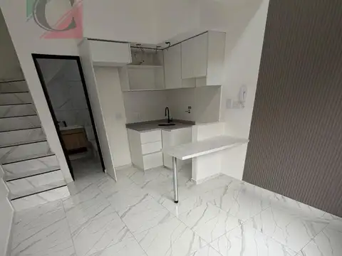 Depto Tipo Casa 2 ambientes con 1 baño