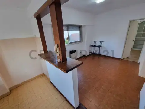 VENTA DEPARTAMENTO 2 AMBIENTES EN QUILMES CENTRO