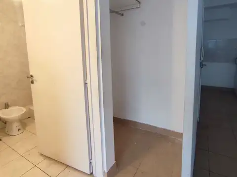 ALQUILER  MONOAMBIENTE BOEDO C/BALCON