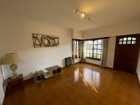 Casa en Alquiler en Ituzaingó Norte, $ 2.000.000