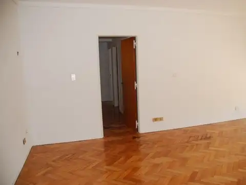 Venta departamento 4 ambientes mas dependencia