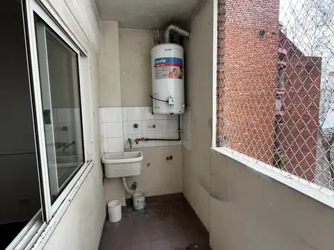 ALQUILER- Departamento 3 amb amplio ZONA CENTRICA.
