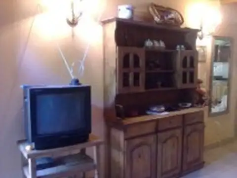 Casa 3 ambientes con 2 baños