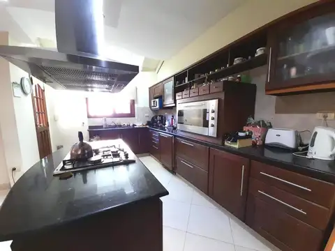 Casa en Venta en Ituzaingo, USD 280.000