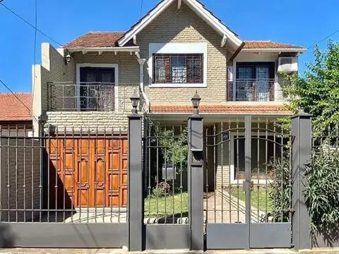 Casa en Venta - Ituzaingo - Defilippi al 1000