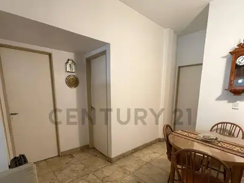 VENTA – PH 3 ambientes en planta alta | Primer piso por escalera | Caseros - Acepta permuta