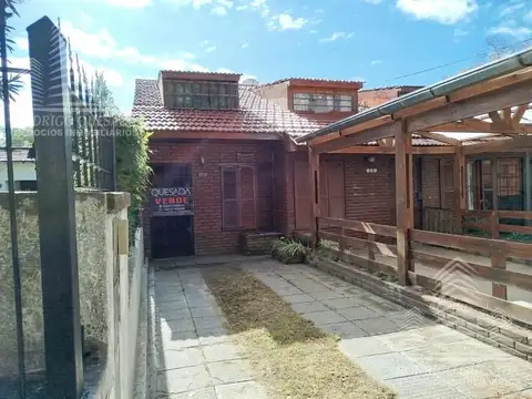 Dúplex con quincho y parrilla a 400 mts del mar!!