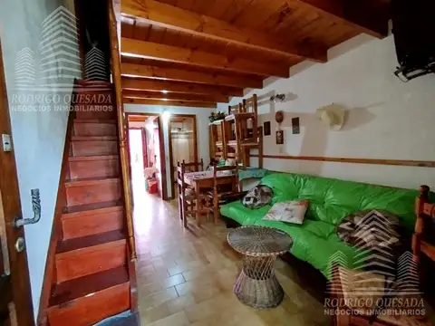 Depto Tipo Casa en Venta con 1 cocheras