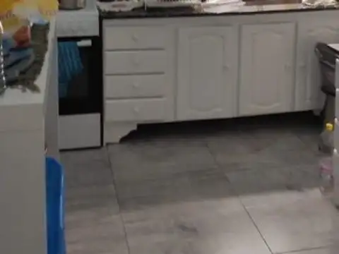 Casa 3 ambientes con 1 baño