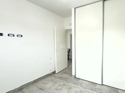 CASA EN VENTA A ESTRENAR EN SICARDI 3 DORMITORIOS