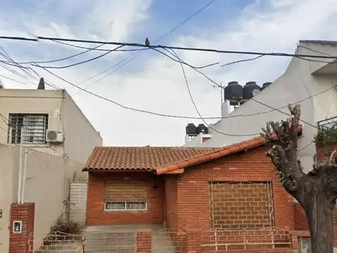Terreno en venta - 215Mts2 - Ramos Mejía, La Matanza