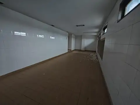 Local en Alquiler en Tablada, USD 7.000