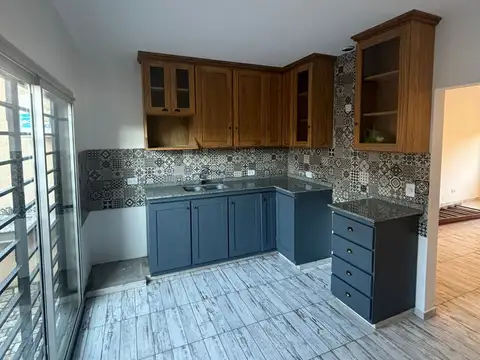 Depto Tipo Casa 3 ambientes con 1 baño
