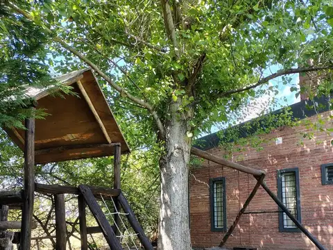 Venta Casaquinta 1.643 m², Cumelen, San Nicolas