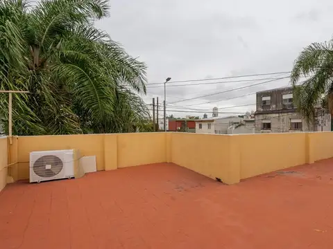 Casa en Venta en Villa Sarmiento, USD 140.000