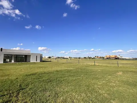 Casa 6 ambientes con 3 baños