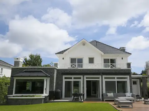 Casa en Venta al Noroeste